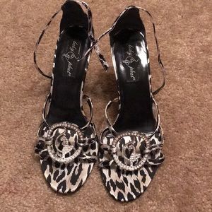 White leopard print shoes